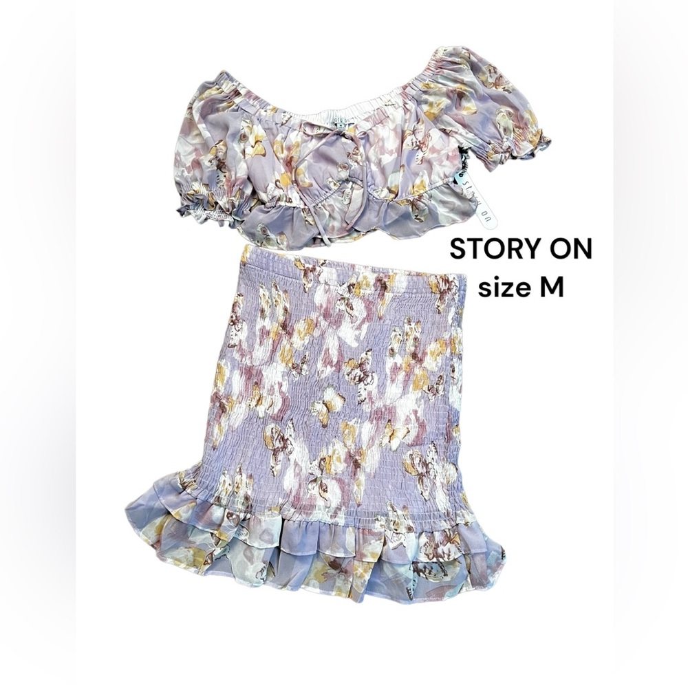 Skirt set 2pc Lavender floral skirt/top set size M   Light weight